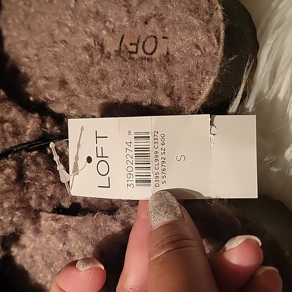 NWT Slides by LOFT - Picture 2 of 6